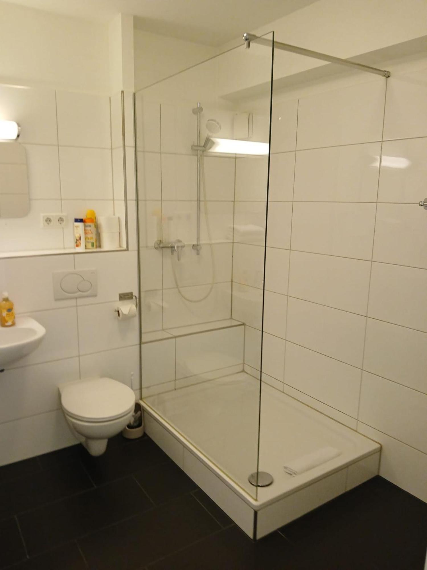 Apartments Jahnstrasse Düsseldorf Zewnętrze zdjęcie